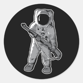 Raumfahrt — Astronaut mit einem Gewehr Runder Aufkleber