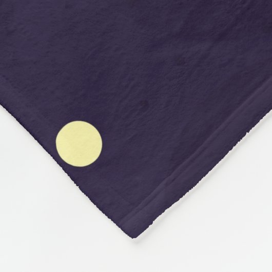 Raumfahrtflugzeug schwimmt im Weltraum Fleecedecke (Ecke)