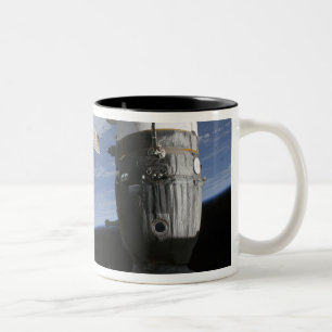 Raumfahrzeuge des Russen Soyuz und des Zweifarbige Tasse