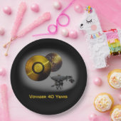 Raumsonde und Goldener Rekord mit 40 Jahren Pappteller (Party)