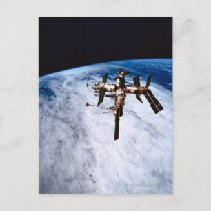 Raumstation im Orbit 11 Postkarte