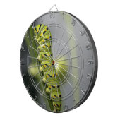 Raupe aus schwarzem Frack (Petersilie) auf Dil. Dartscheibe (Vorderseite rechts)