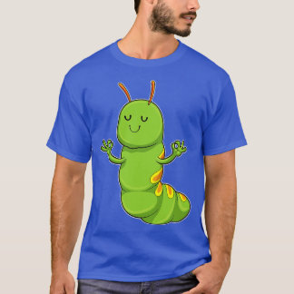 Raupe bei Yoga Mediation T-Shirt