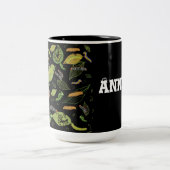 Raupe und Blätter Personalisiert Zweifarbige Tasse (Mittel)