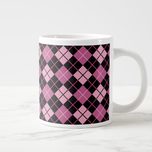 Raute Muster in Schwarz und Rosa Jumbo-Tasse (Rechts)
