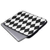 Raute Muster nahtlos in Schwarzweiß. Geomet Laptopschutzhülle (Vorne Knopf)