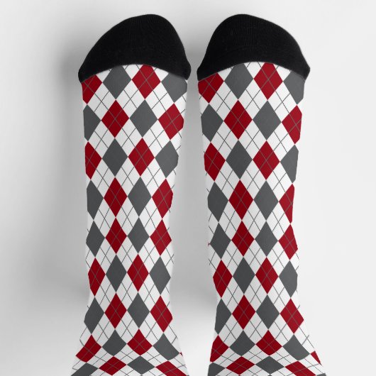 Raute Pattern Gray Burgundy Socken (Oben)