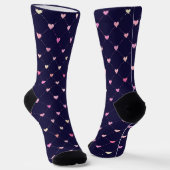 Raute Rosa Muster auf Navy Blue Socken (Gewinkelt)