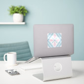 rautenförmiges blaues Muster Aufkleber (Laptop auf Schreibtisch)