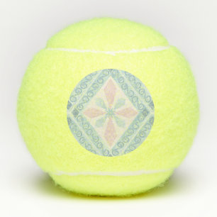 rautenförmiges blaues Muster Tennisbälle