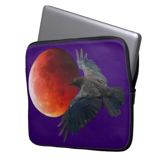 Raven and Eclipsing Moon Laptop Sleeve (Vorderseite Links)