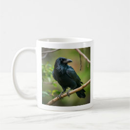 Raven auf einem Baumzweig Kaffeetasse