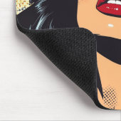 Raven-haarige Frau Retro Comic Buchkunst Mousepad (Ecke)