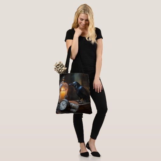 Raven in der Bibliothek Tasche (Am Model)