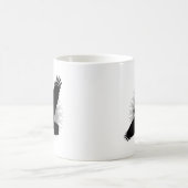 Raven in Flight Kaffeetasse (Mittel)