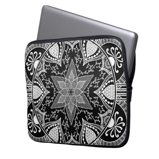 Raven Mandala Laptopschutzhülle (Vorderseite Links)