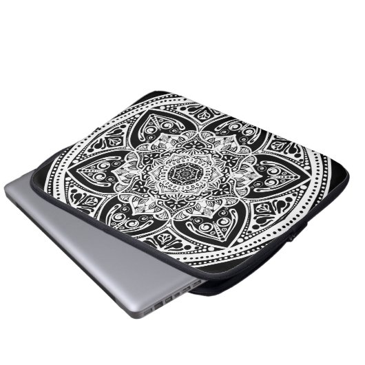 Raven Mandala Laptopschutzhülle (Vorne Knopf)