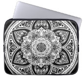 Raven Mandala Laptopschutzhülle (Vorderseite)