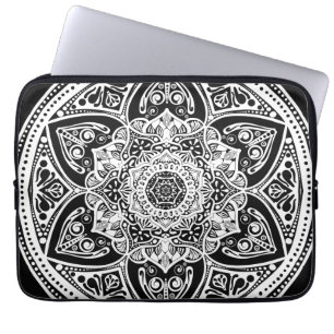 Raven Mandala Laptopschutzhülle