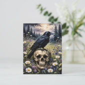 Raven on a Skull Postkarte (Stehend Vorderseite)