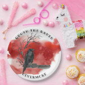 Raven on Branch Blood Red Background Pappteller (Party)