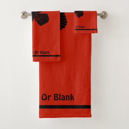 Raven on Red Badhandtuch Set (Insitu)