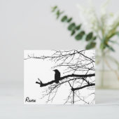 Raven on the Tree Postkarte (Stehend Vorderseite)