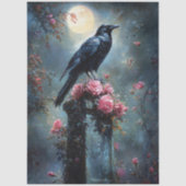 Raven Perched auf einem Grabstein Seidenpapier (Vorderseite)