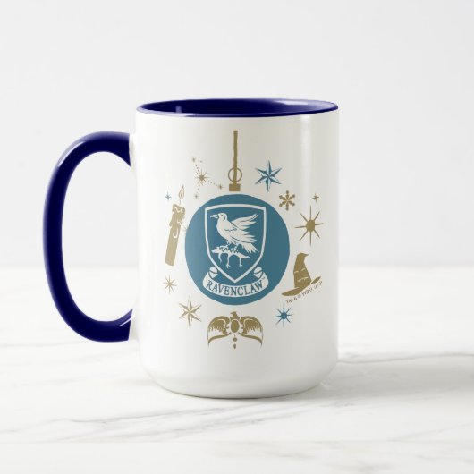 RAVENCLAW™ Holiday Bauble Graphic Tasse (Links)