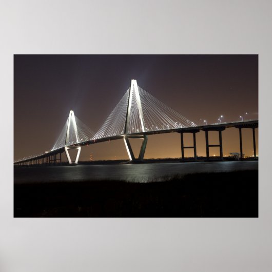 Ravenel Bridge bei Nacht Poster (Vorne)