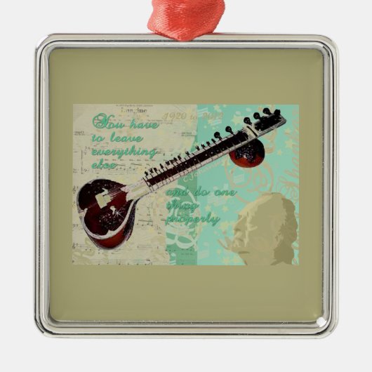 Ravi Shankar-Tribut zum Sitar und zur indischen Silbernes Ornament (Vorne)