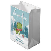 RAWR-Einige Dinosaurier Winter zum Geburtstag Mittlere Geschenktüte (Vorderseite Schrägansicht)