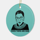 RBG-Zitat bei neun Keramik Ornament (Links)