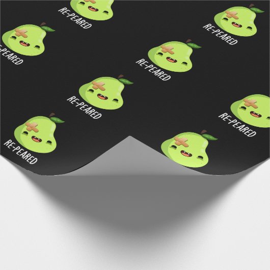 Re-peared Funny Fruit Birne Pun Dark BG Geschenkpapier (Ecke)