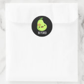 Re-peared Funny Fruit Birne Pun Dark BG Runder Aufkleber (Tasche)