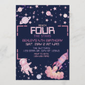 Reach Four the Stars Pink Space 4th Birthday Einladung (Vorderseite)