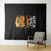 Read in Peace Funny Halloween Book Wandteppich (Beispiel (Horizontal))