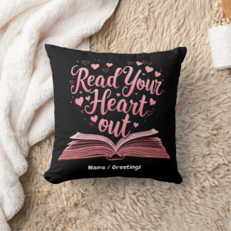 Read Your Heart Out A Book Lover's Haven  Kissen