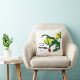 Reading makes Dragons real Kissen