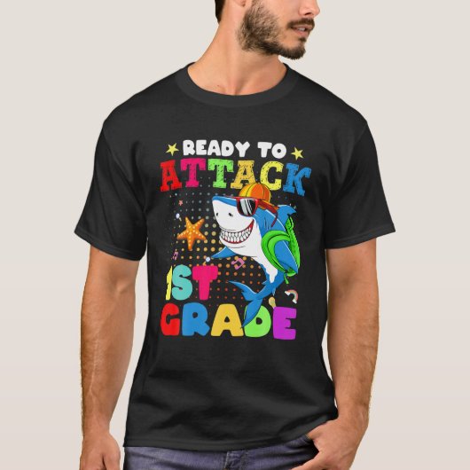 Ready To Attack 1St Grade Funny Shark Back To Scho T-Shirt (Vorderseite)