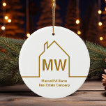 Real Anwesen Company Personalisiert Chic Gold Real Keramik Ornament<br><div class="desc">Dieses moderne personalisierte Weihnachtsschmuck ist einfach und subtil mit Ihrem Monogramm und echter Anwesen Firmenname in elegantem Gold. Es verfügt über eine schicke minimalistische Kontur eines Hauses. Moderne Marketing Geschenke für die Immobilienbranche.</div>