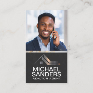 Real-Anwesen-Metal-Logo Geschäftsmann am Telefon Visitenkarte