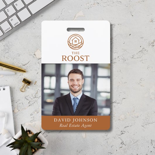 Real Estate Agent Modern Photo QR Code Logo Ausweis