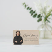 Real Estate QR Code Photo Beige Suede Visitenkarte (Stehend Vorderseite)