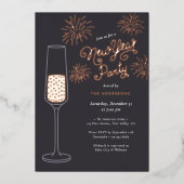 Real Foil Fireworks & Champagne New Year Party Folieneinladung (Vorderseite)