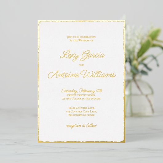 Real Foil Luxe Gold Edge White Wedding Einladung (Stehend vorne)