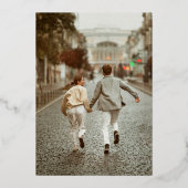 Real Gold Elegante Boho Minimalistisch 2 Foto Hoch Folieneinladung (Rückseite)