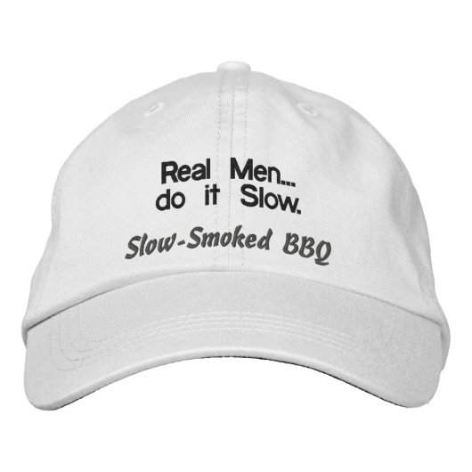 Real Men macht es langsamer GRILLEN Hat Bestickte Kappe (Vorderseite)