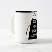 Real Men tragen Schürze (schwarz) Zweifarbige Tasse (Vorderseite Links)