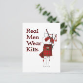 Real Men Wear Kilts Funny Scottish Postkarte (Stehend Vorderseite)